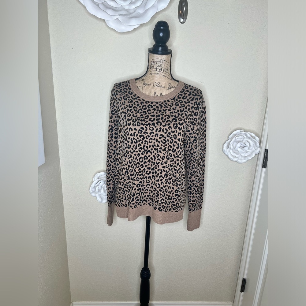 A New Day Tan & Black Leopard Animal Print Sweater Size Extra Extra Large - Picture 2 of 15